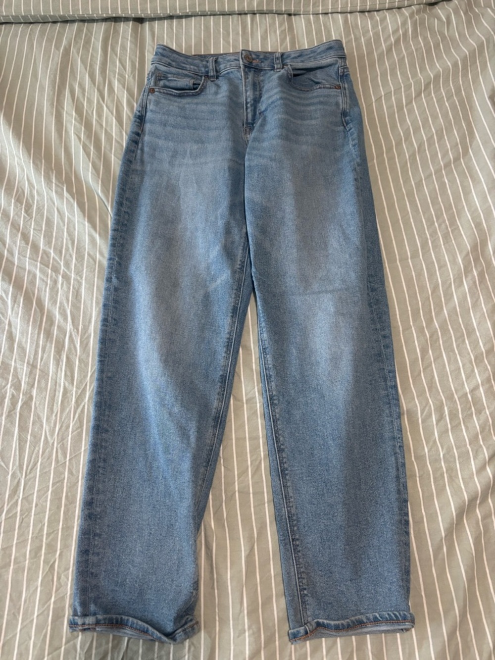 American Eagle Outfitters Light Blue Straight-Leg Jeans